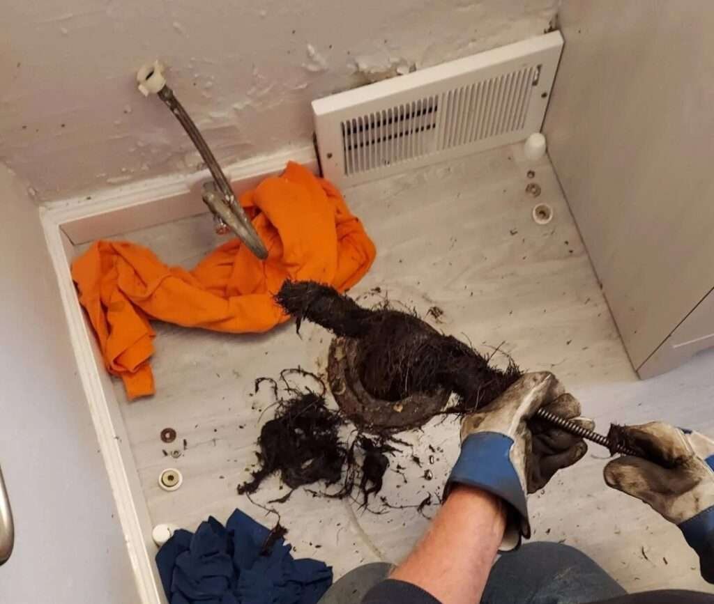 24/7 main line drain clearing in Suffolk County. Fast same-day service for clogged sewer lines, root removal, and drain backups. Licensed & trusted experts.